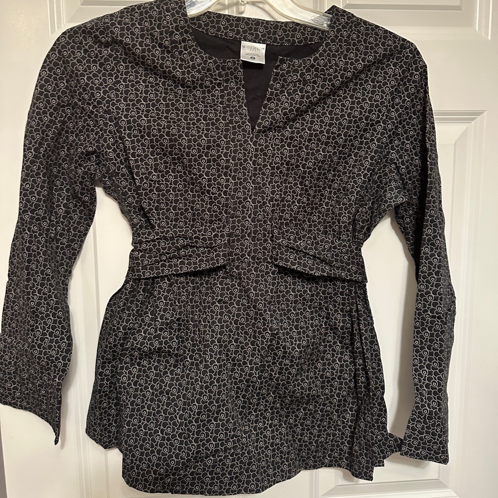 Motherhood top size M